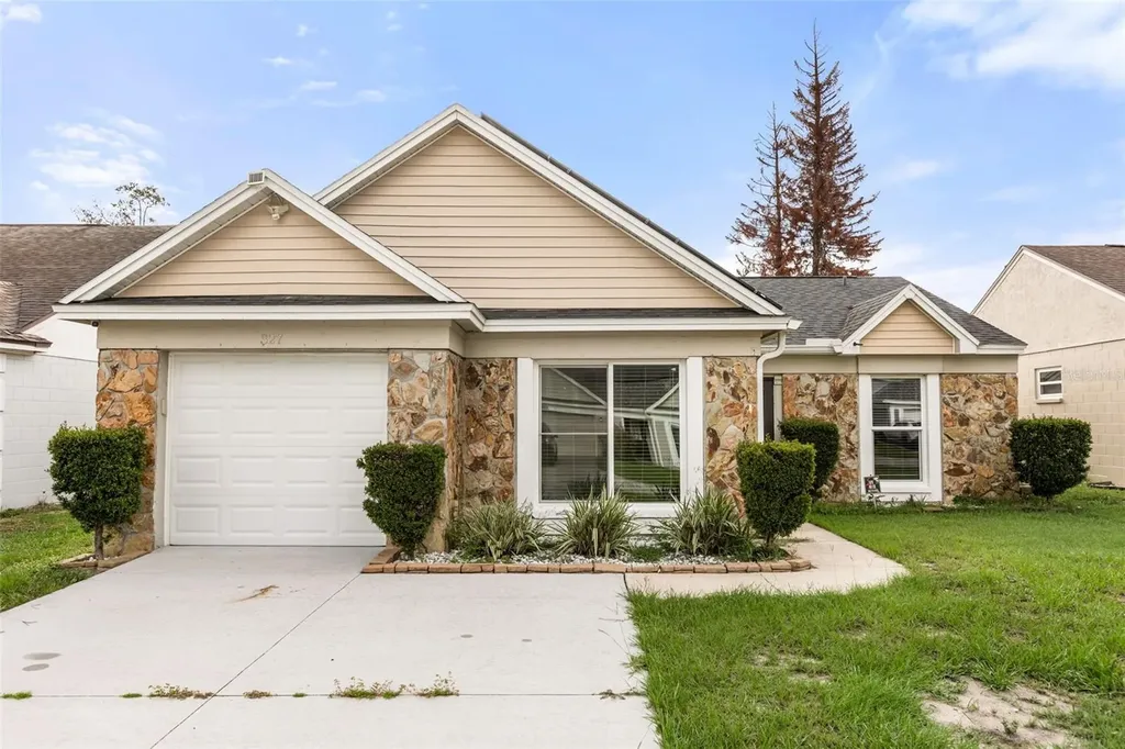 327 N Cervidae Drive Apopka FL 32703