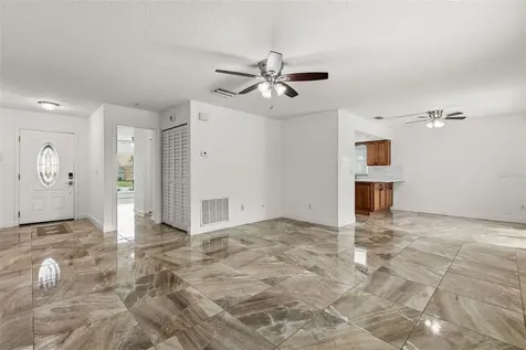 327 N Cervidae Drive Apopka FL 32703