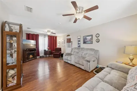 1437 Ponce De Leon Boulevard Winter Springs FL 32708