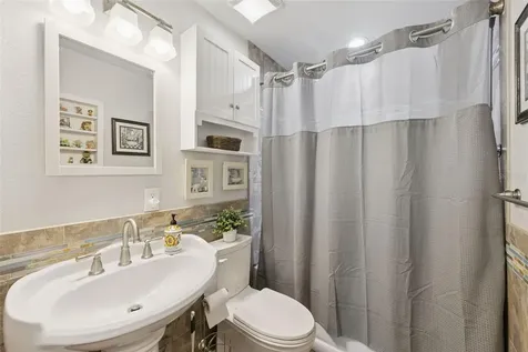 1437 Ponce De Leon Boulevard Winter Springs FL 32708