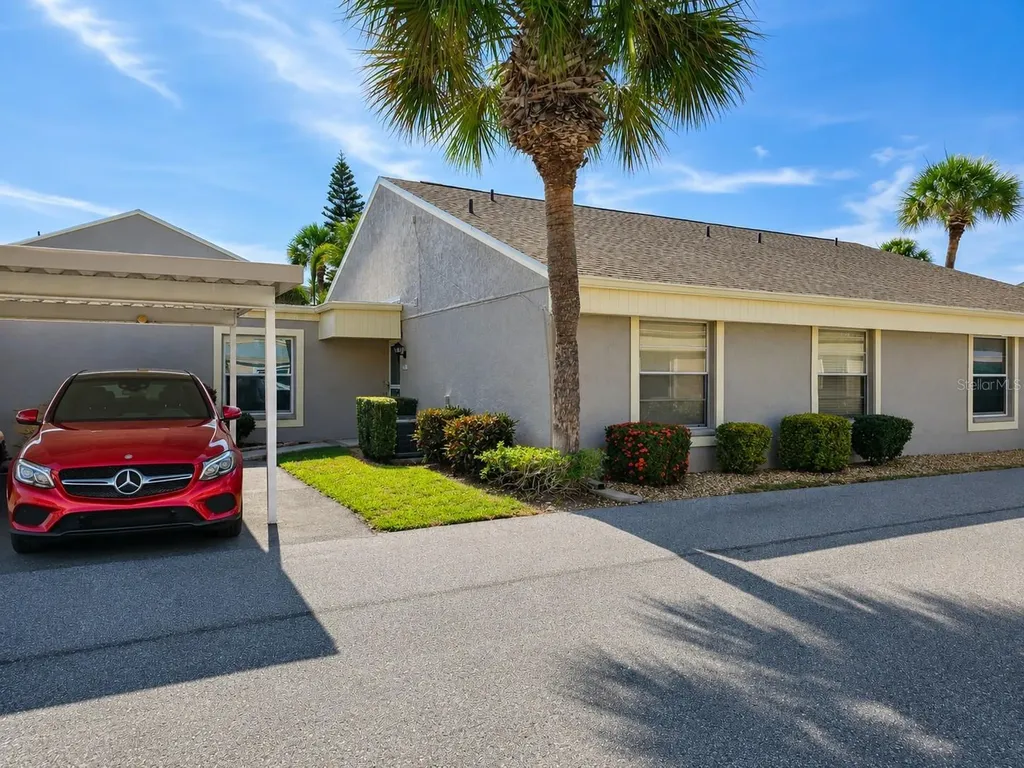6132 7th Avenue W Bradenton FL 34209