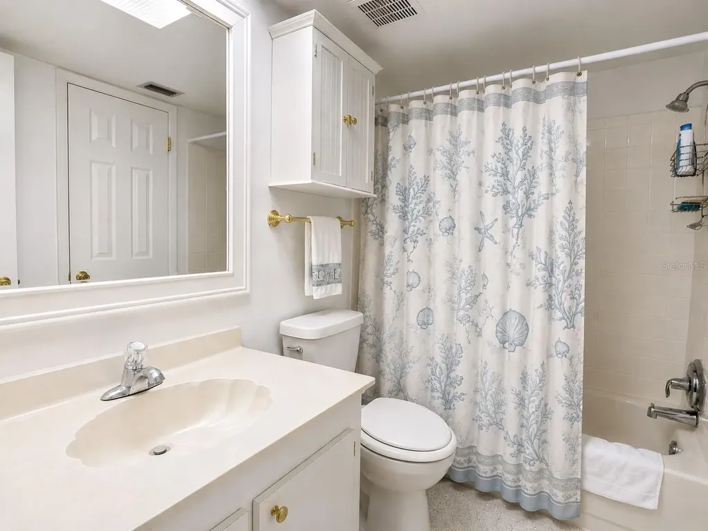 6132 7th Avenue W Bradenton FL 34209
