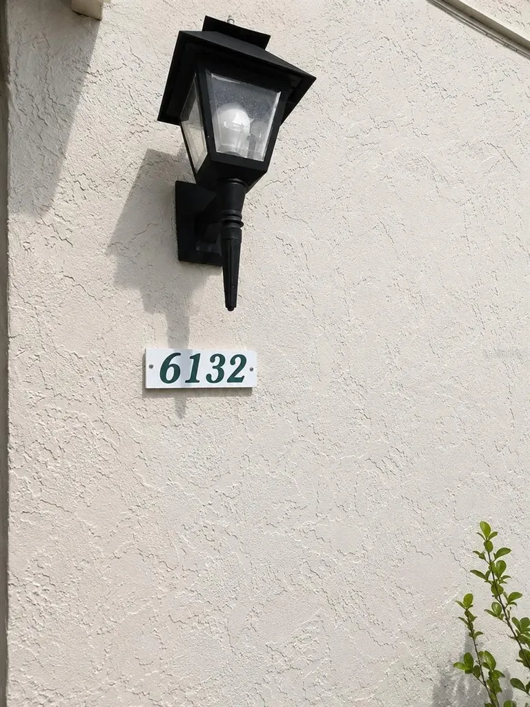 6132 7th Avenue W Bradenton FL 34209