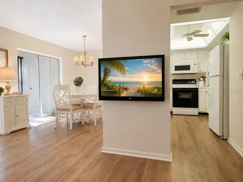 6132 7th Avenue W Bradenton FL 34209