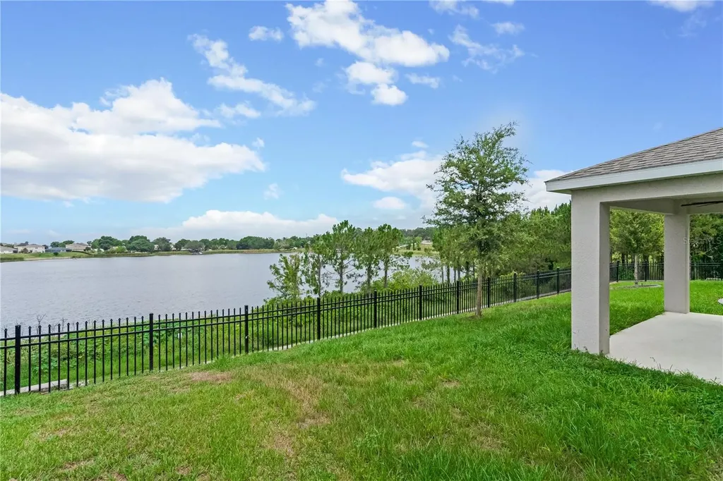 3205 Amaranth Street Tavares FL 32778