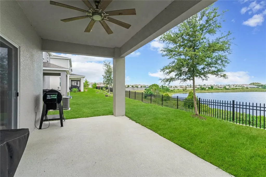 3205 Amaranth Street Tavares FL 32778