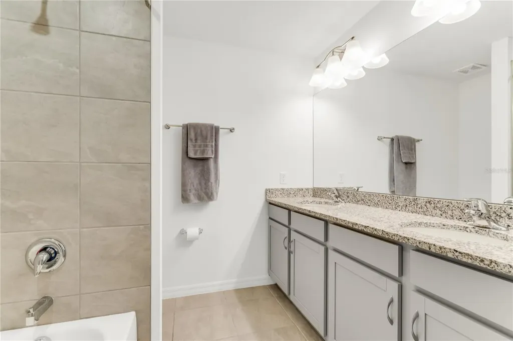 3205 Amaranth Street Tavares FL 32778