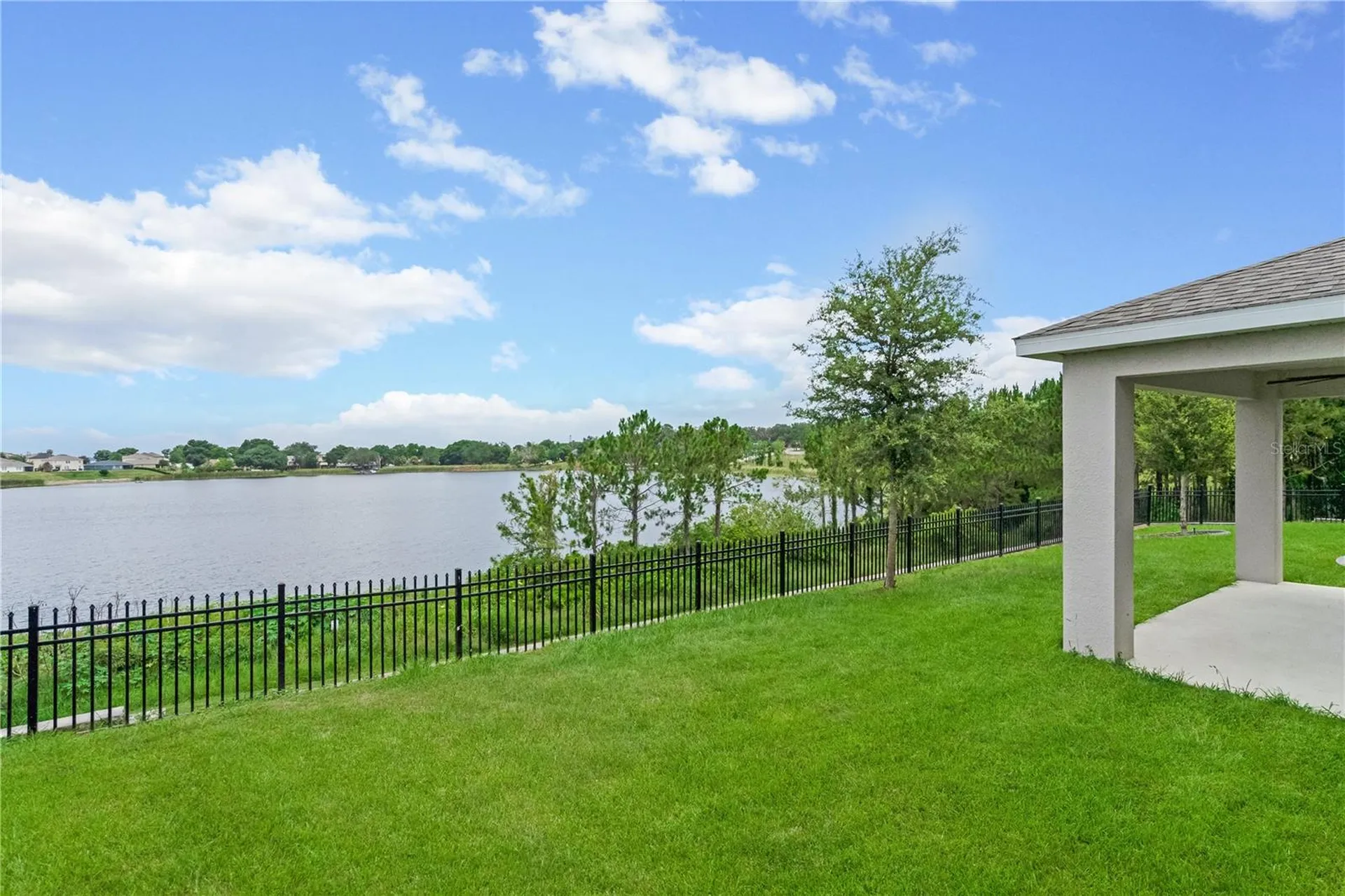 3205 Amaranth Street Tavares FL 32778