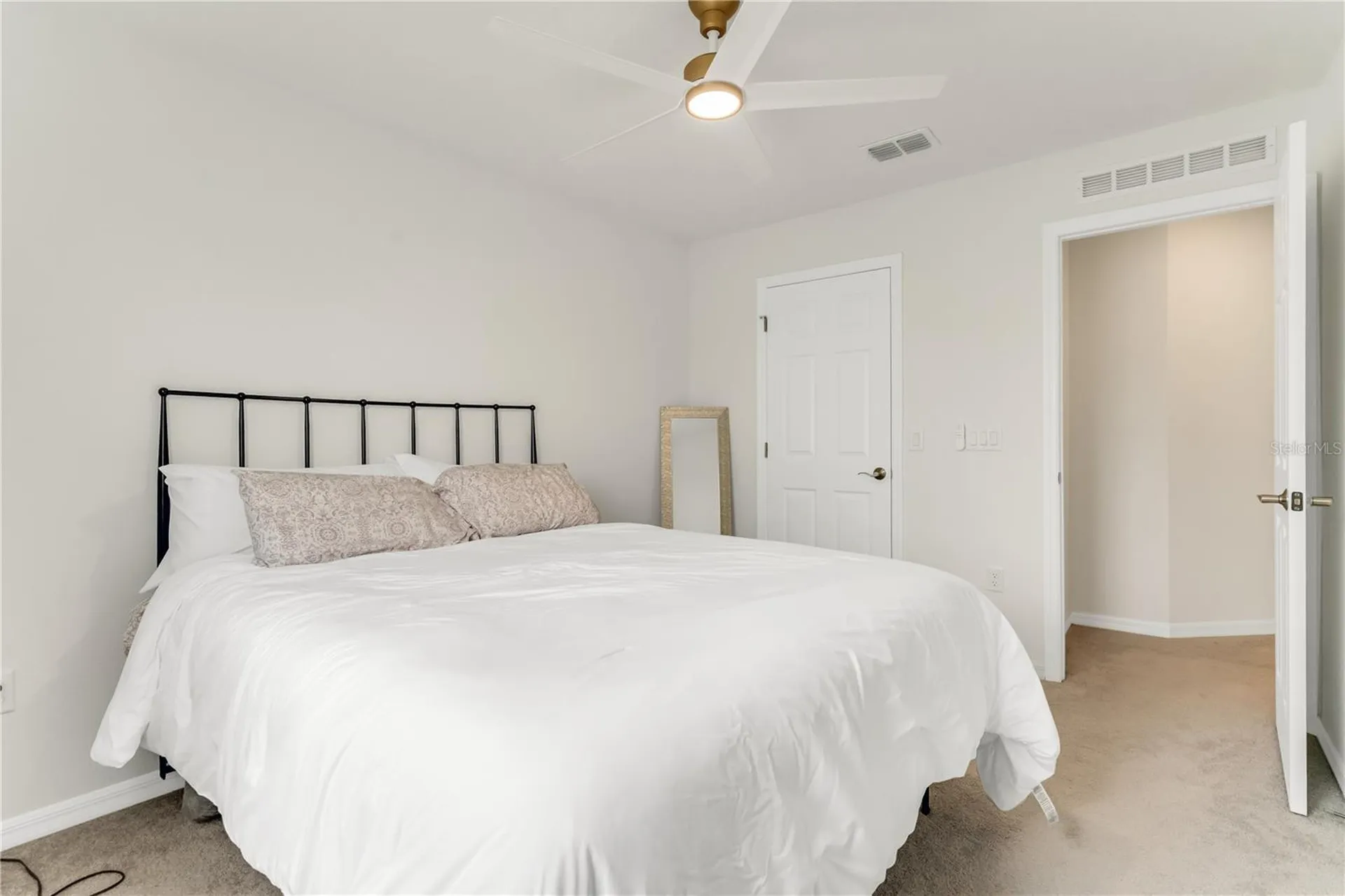 3205 Amaranth Street Tavares FL 32778