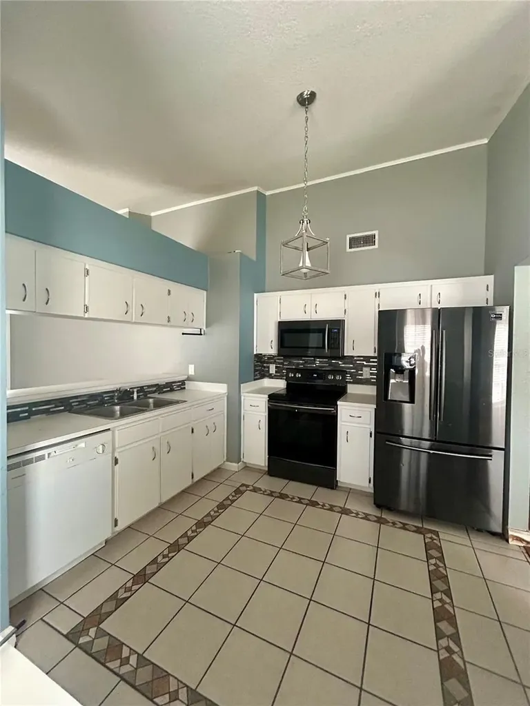 622 Crystals Boulevard Winter Haven FL 33884