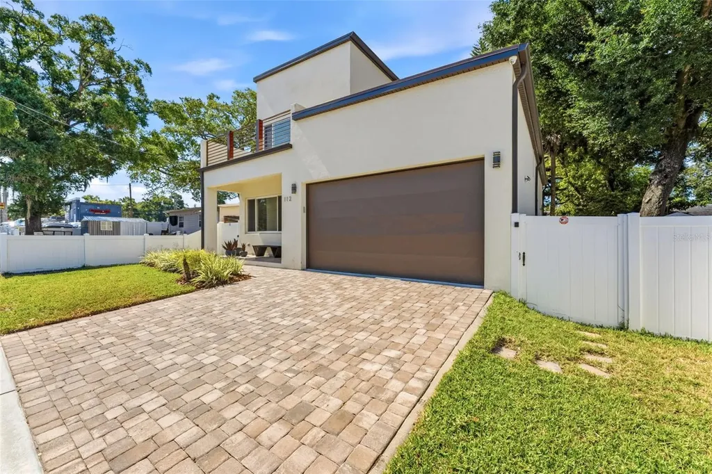 112 W Sligh Avenue Tampa FL 33604