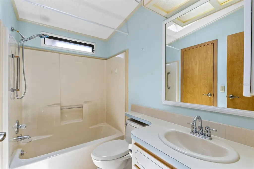 3217 Rainbow Road Tavares FL 32778