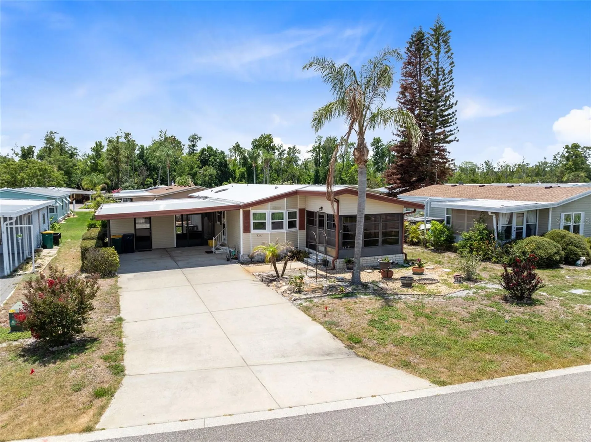 3217 Rainbow Road Tavares FL 32778