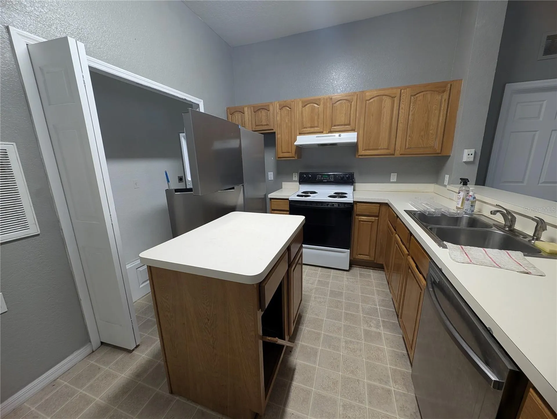 970 N Spring Gardens Avenue Deland FL 32724