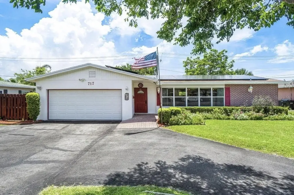 717 Lindell Boulevard Delray Beach FL 33444