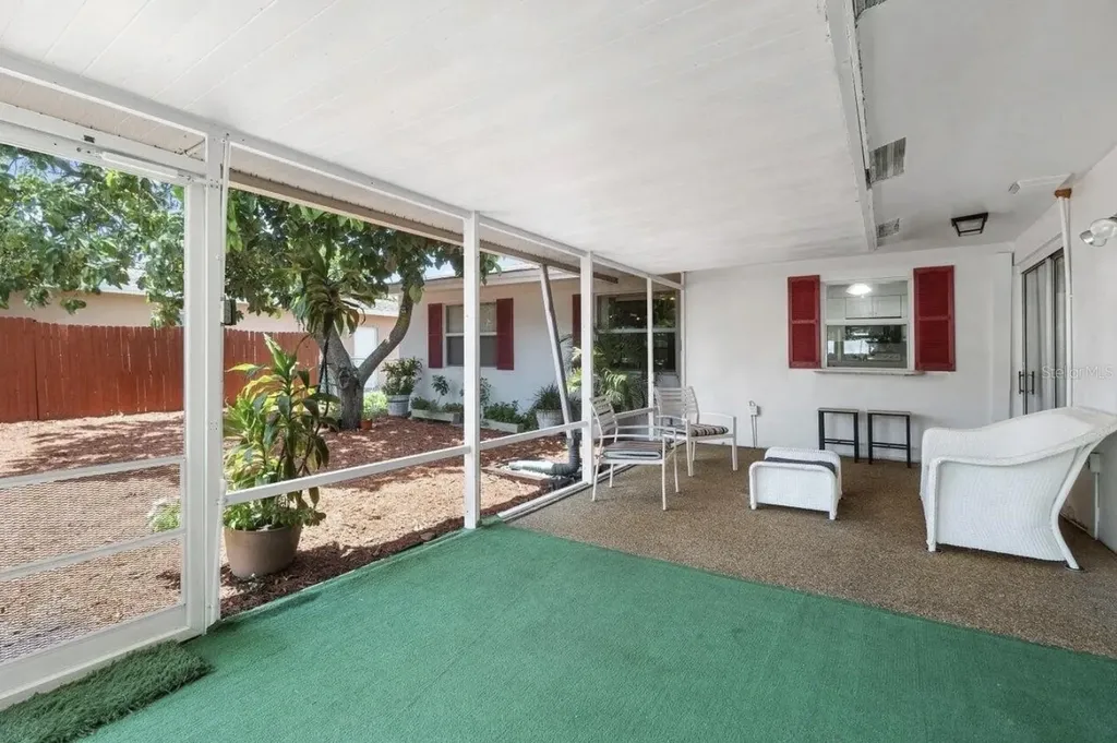 717 Lindell Boulevard Delray Beach FL 33444