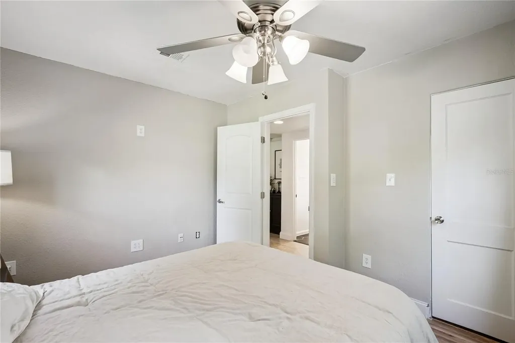1909 Fern Circle Orlando FL 32803