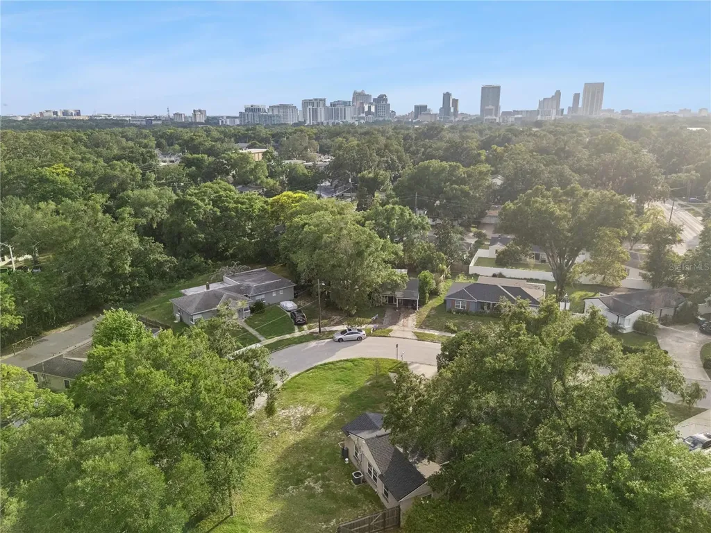 1909 Fern Circle Orlando FL 32803