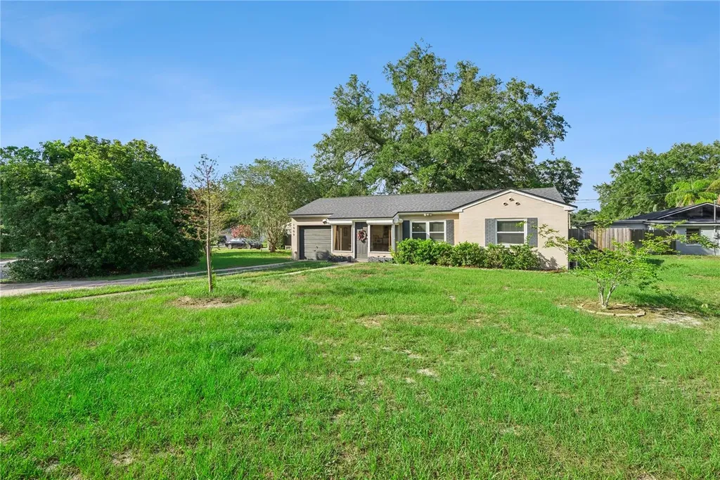 1909 Fern Circle Orlando FL 32803