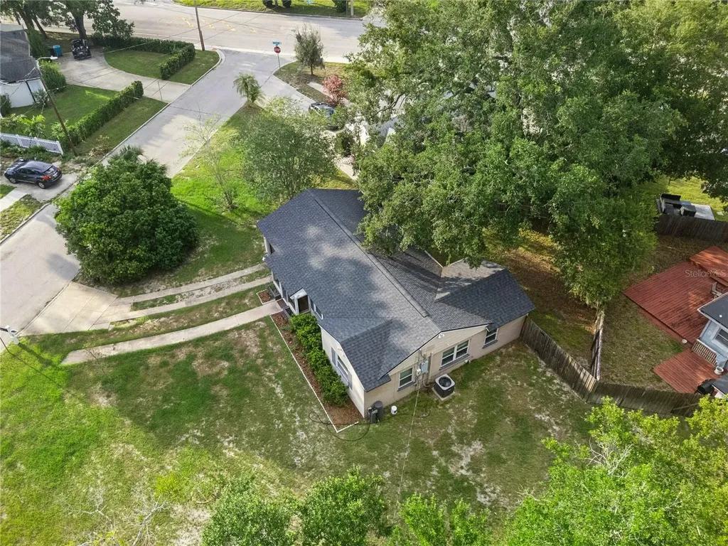 1909 Fern Circle Orlando FL 32803