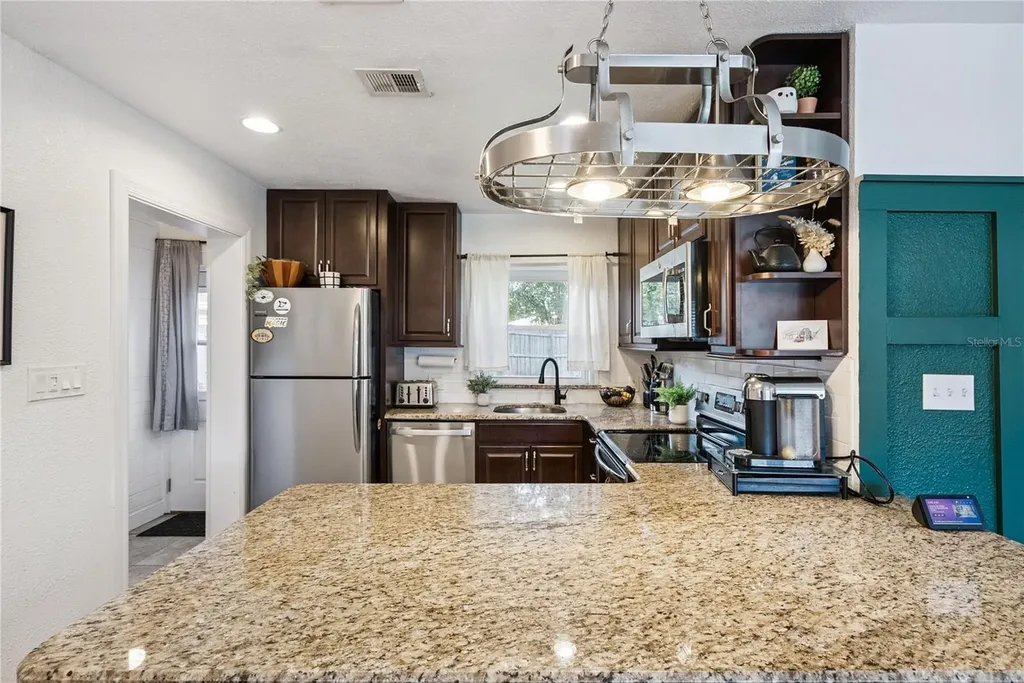 1909 Fern Circle Orlando FL 32803