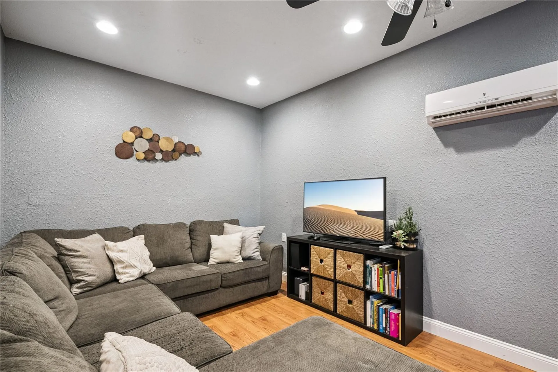 1909 Fern Circle Orlando FL 32803