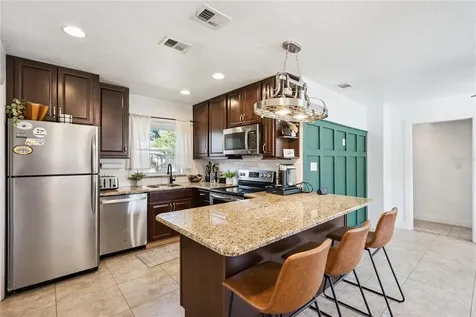 1909 Fern Circle Orlando FL 32803