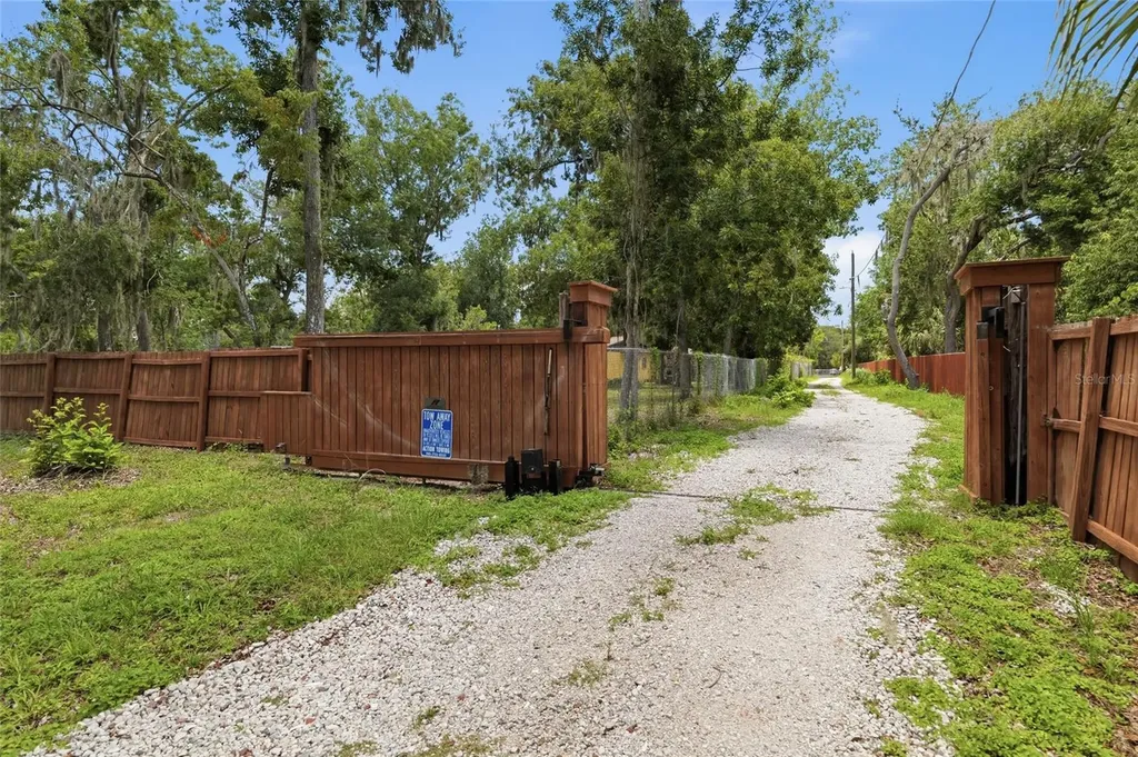 7210 Valrie Lane Riverview FL 33569