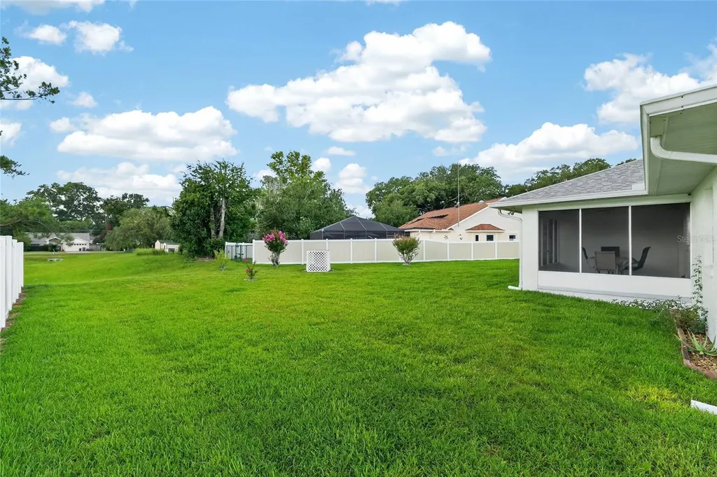 48 Banyan Track Ocala FL 34472