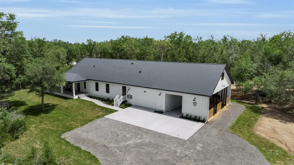 40916 11th Avenue East Myakka City FL 34251