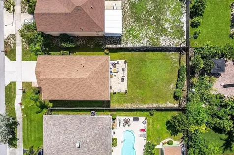 119 SW 2nd Avenue Boynton Beach FL 33435