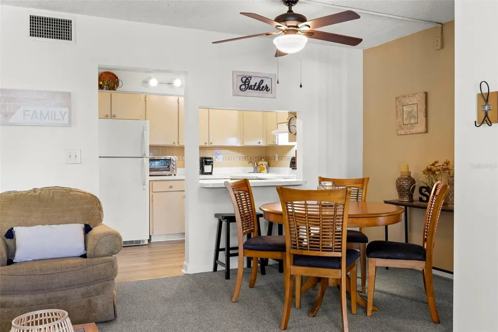 1290 Pine Ridge Circle E Tarpon Springs FL 34688
