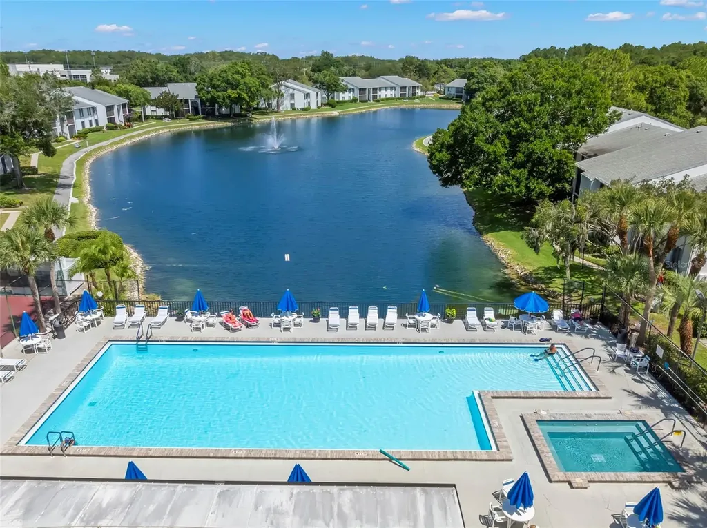 1290 Pine Ridge Circle E Tarpon Springs FL 34688