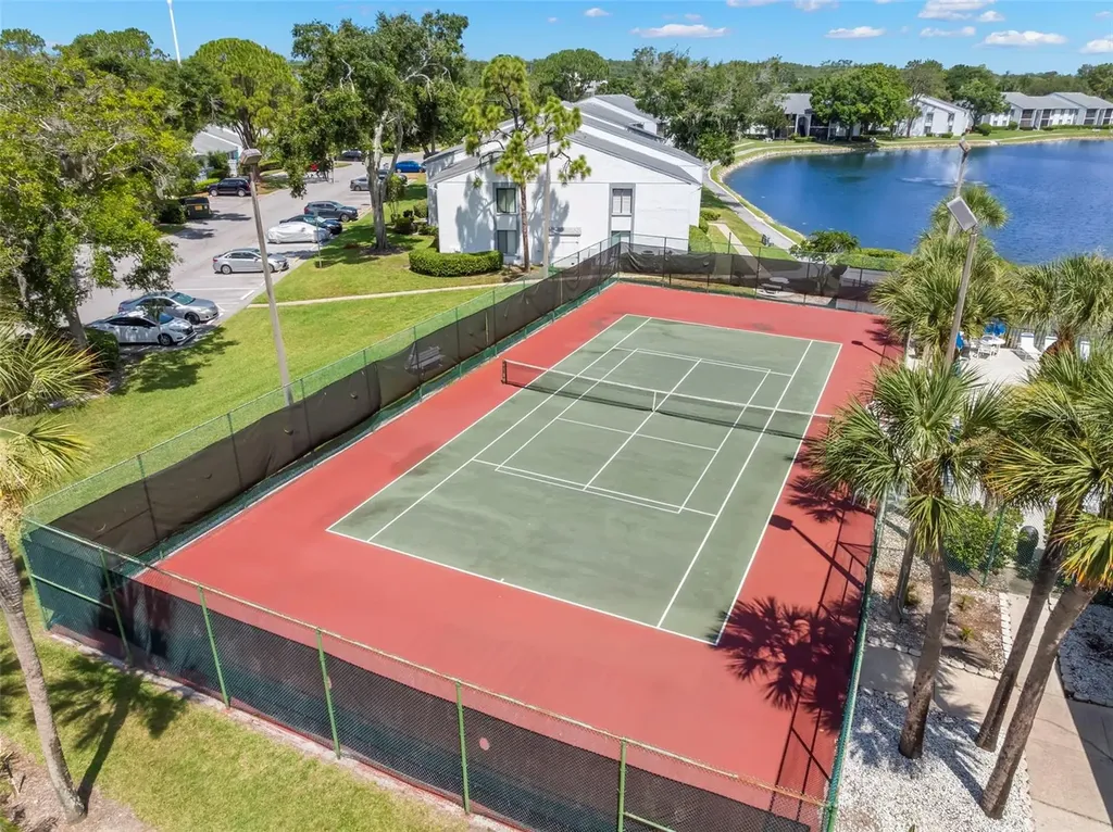 1290 Pine Ridge Circle E Tarpon Springs FL 34688