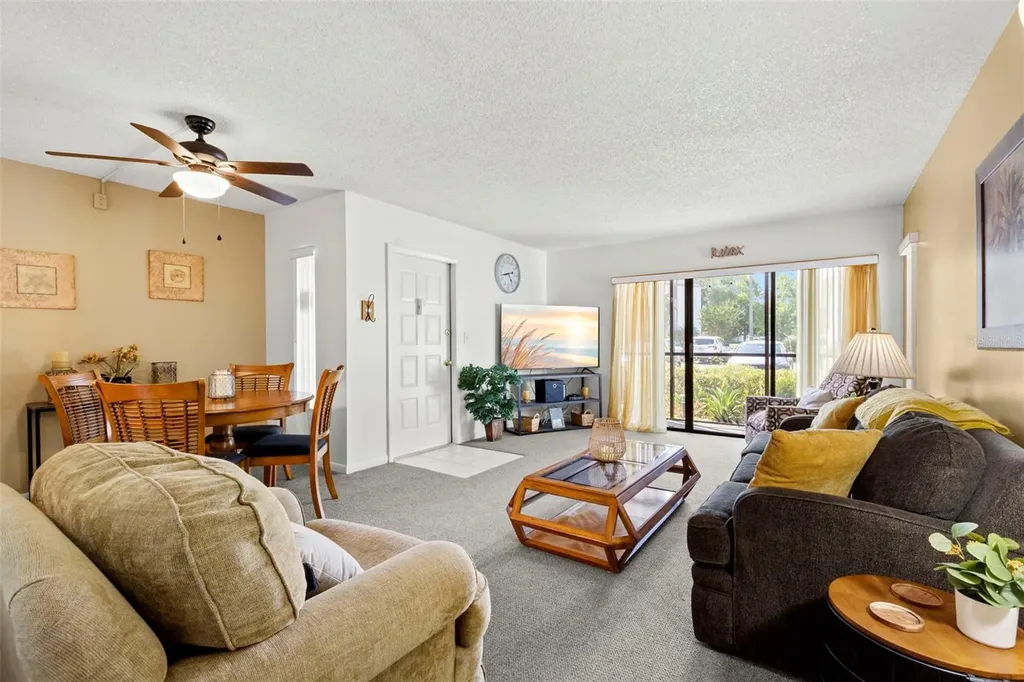 1290 Pine Ridge Circle E Tarpon Springs FL 34688