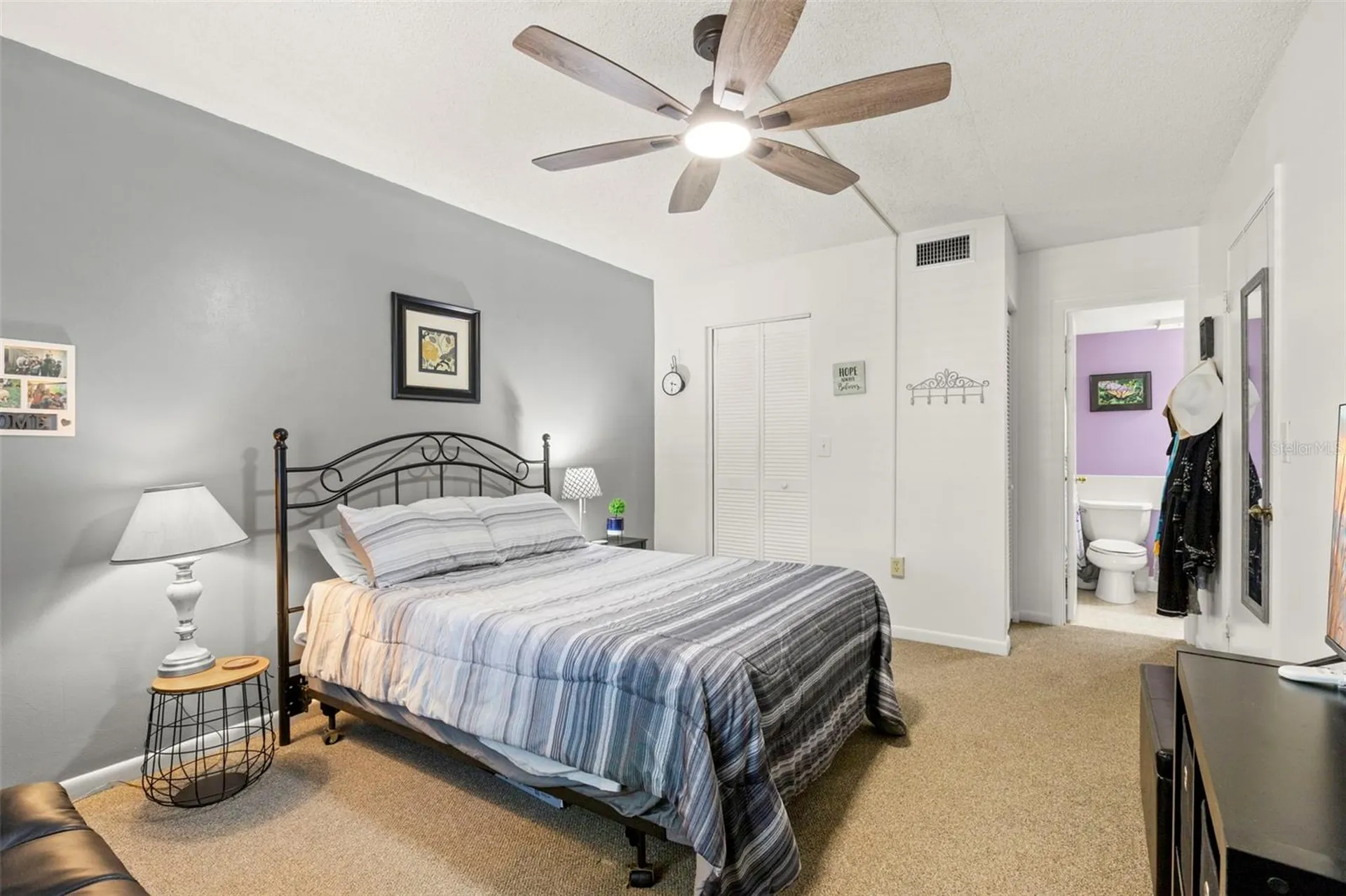 1290 Pine Ridge Circle E Tarpon Springs FL 34688