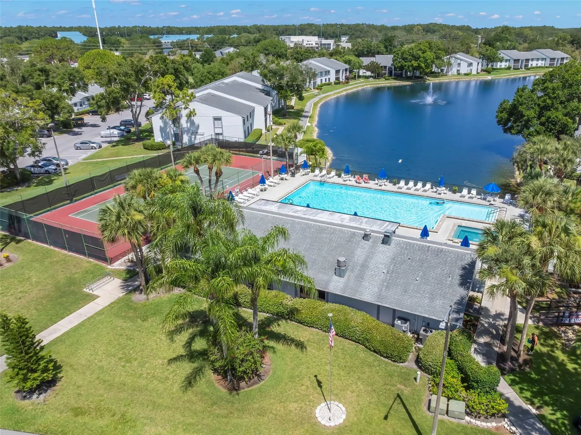 1290 Pine Ridge Circle E Tarpon Springs FL 34688