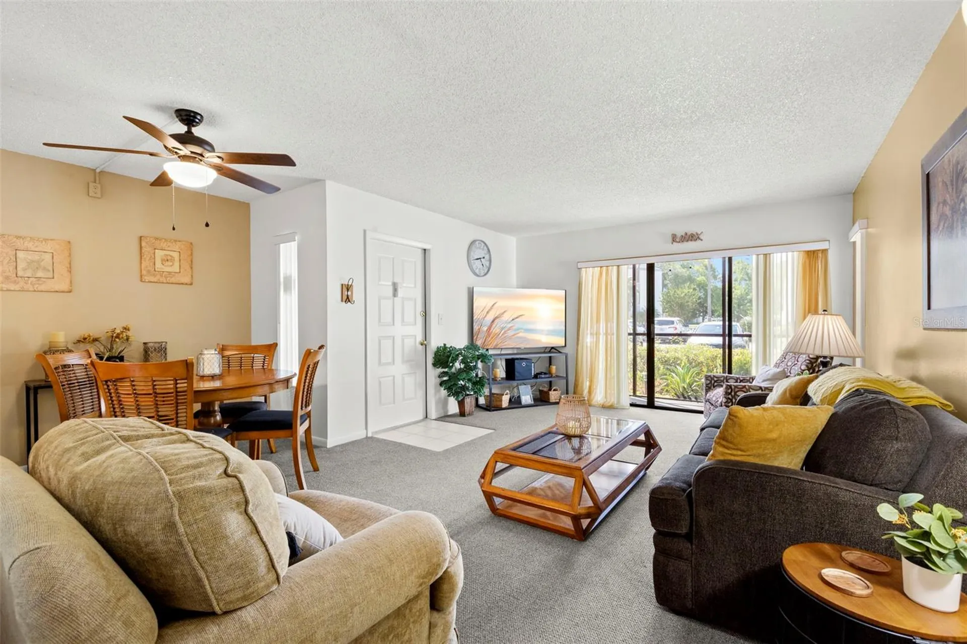 1290 Pine Ridge Circle E Tarpon Springs FL 34688