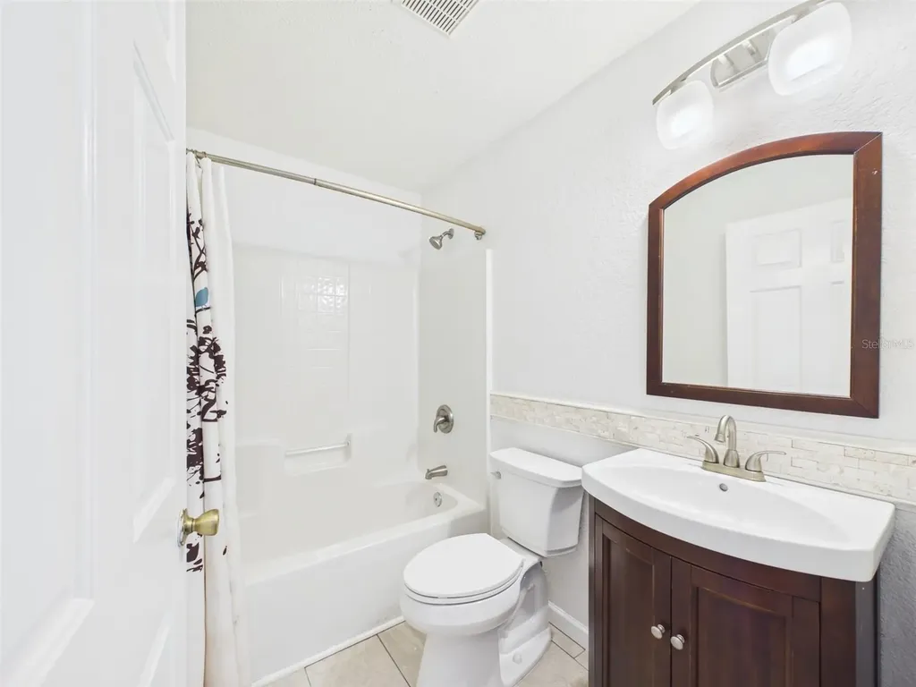 128 Eagle Point Boulevard Auburndale FL 33823