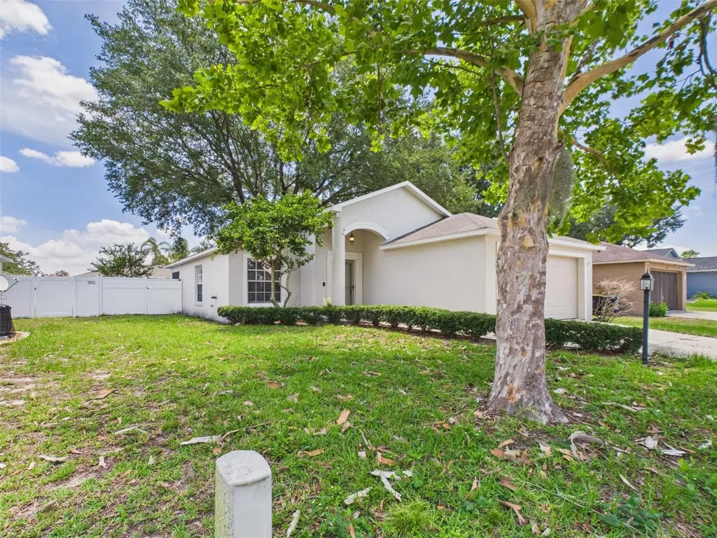 128 Eagle Point Boulevard Auburndale FL 33823
