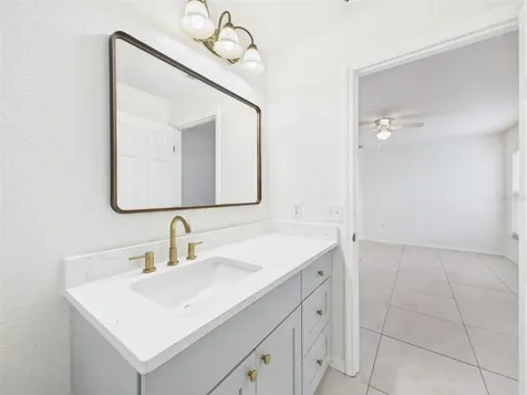 128 Eagle Point Boulevard Auburndale FL 33823