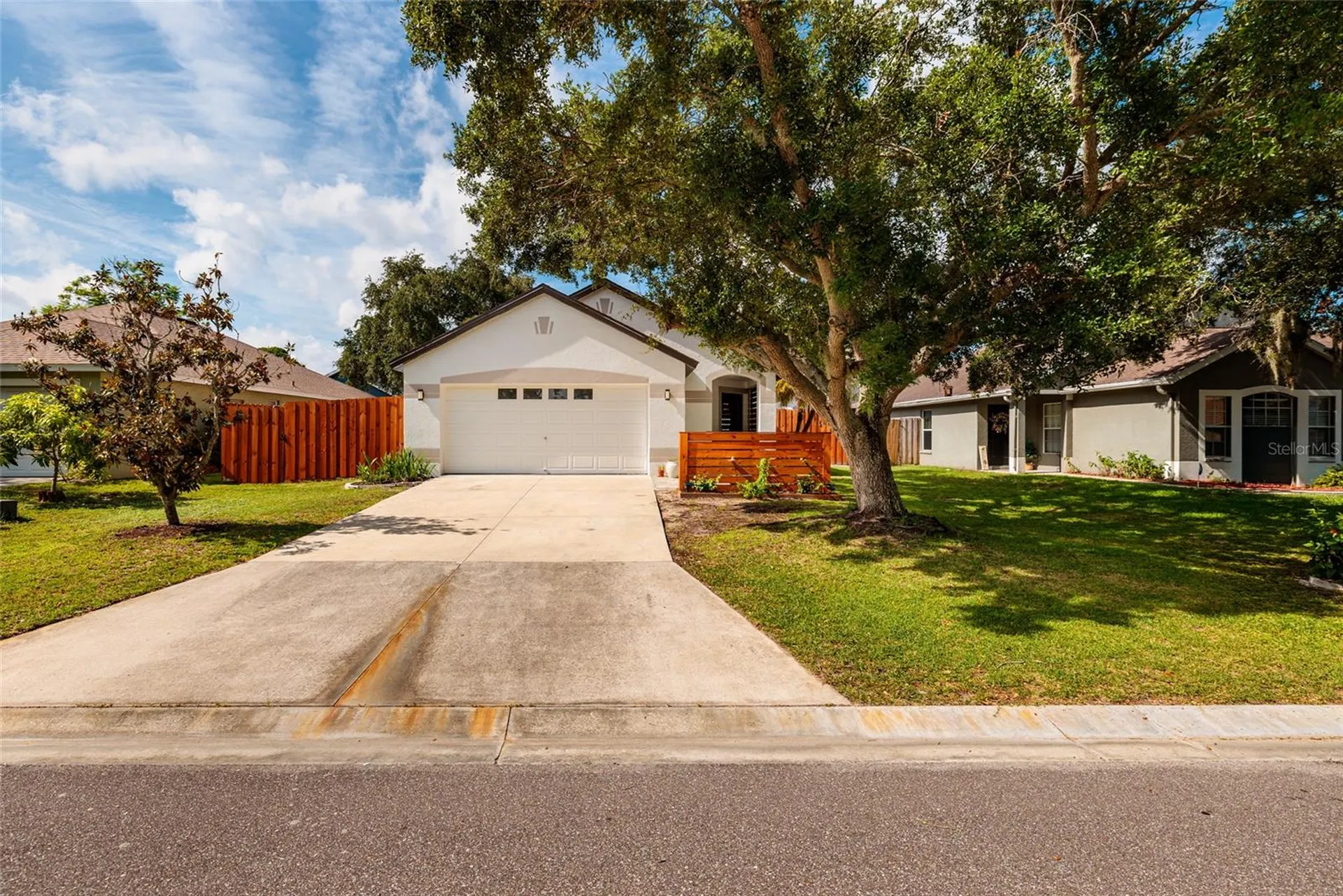 4909 70th Street E Palmetto FL 34221