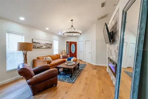 4909 70th Street E Palmetto FL 34221