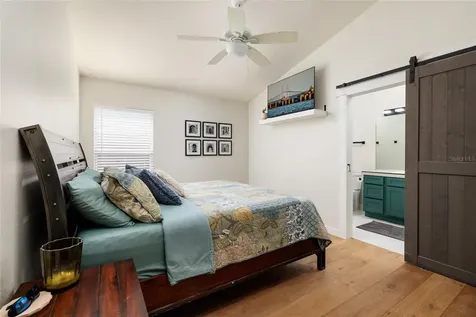 4909 70th Street E Palmetto FL 34221