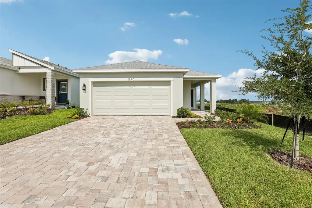 1940 Diamond Head Circle Haines City FL 33844
