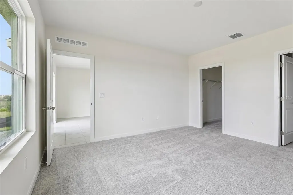 1940 Diamond Head Circle Haines City FL 33844