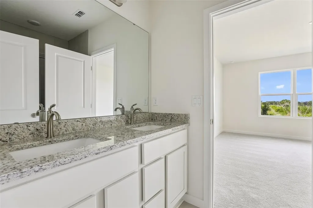 1940 Diamond Head Circle Haines City FL 33844