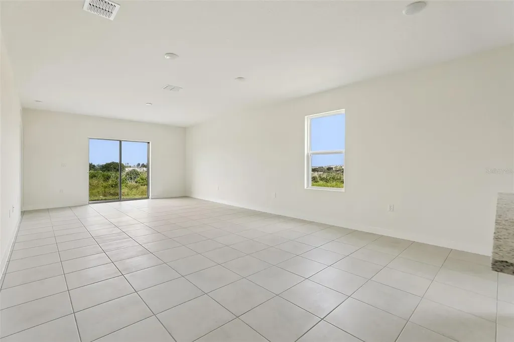 1940 Diamond Head Circle Haines City FL 33844