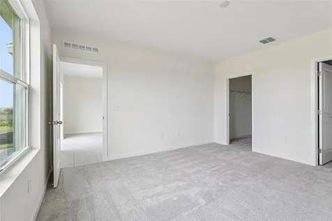 1940 Diamond Head Circle Haines City FL 33844