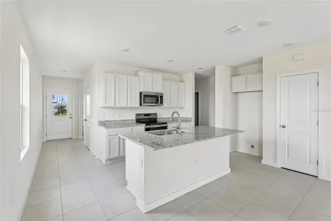 1940 Diamond Head Circle Haines City FL 33844